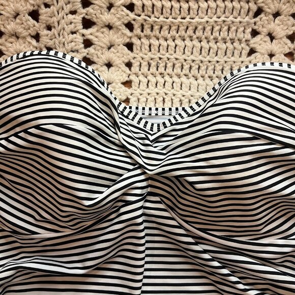 Panache White with Black Stripe AnyaTankini 36FF - Picture 3 of 11